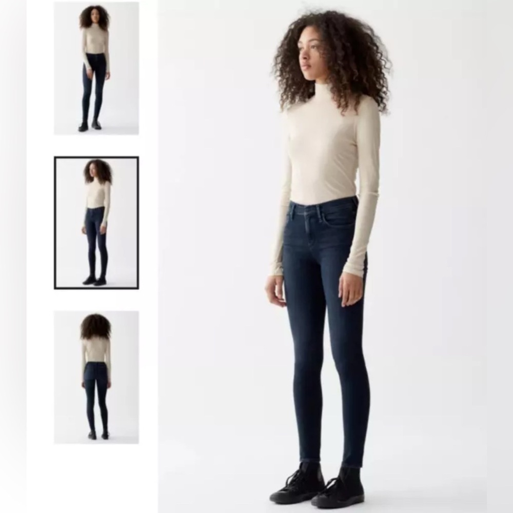 AGOLDE High Rise Dark Wash
Womens Skinny Jeans Size 26 Style A003-
1044.
